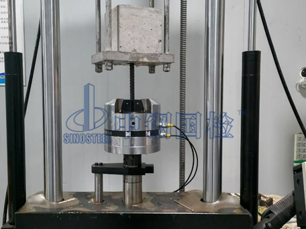 金屬結(jié)構(gòu)件疲勞試驗，實驗室實拍